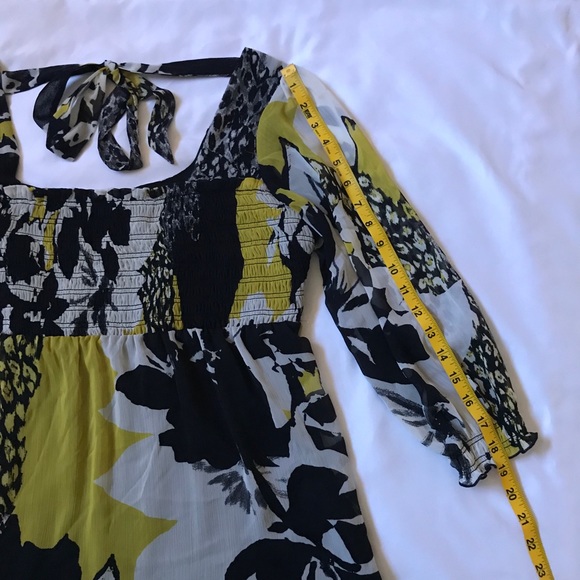 AB Studio Smocked Peplum Floral Chiffon Top Size Medium - Picture 6 of 16